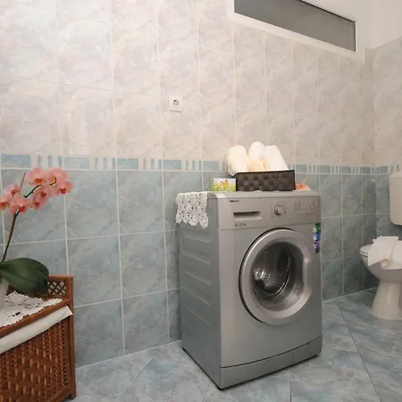 Raquil Apartment