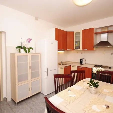 Apartment Raquil Split