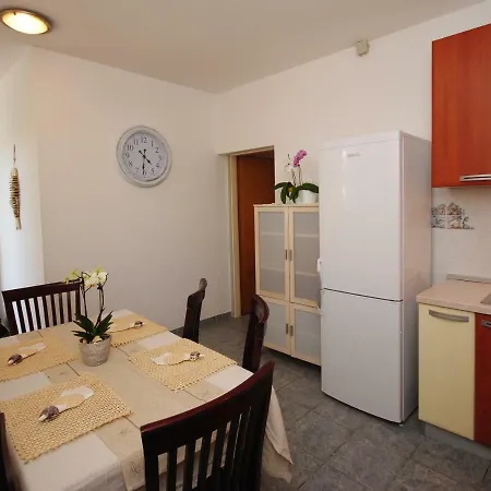 Raquil Apartment